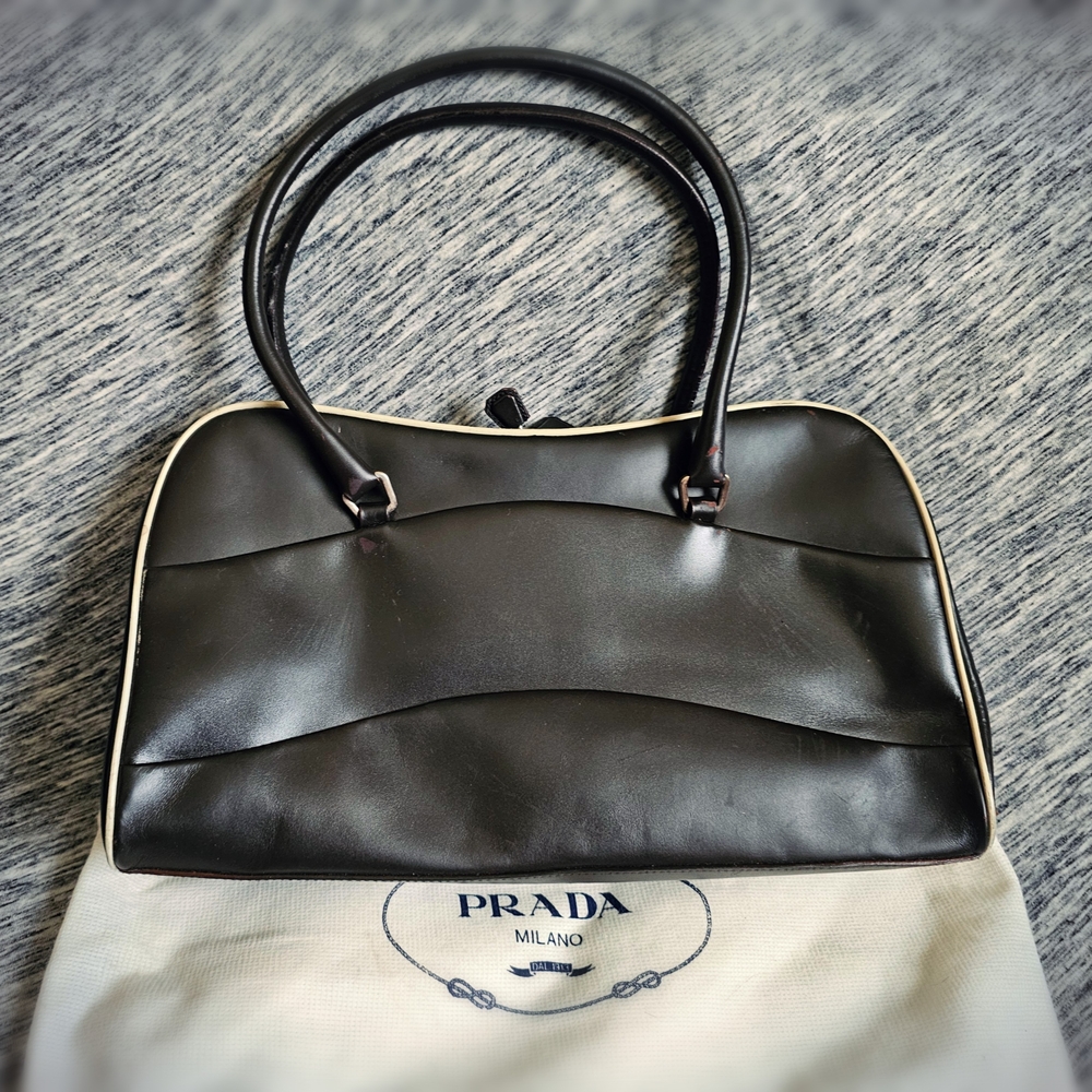 VINTAGE Prada Vitello Frame Bag - Picture 4 of 8
